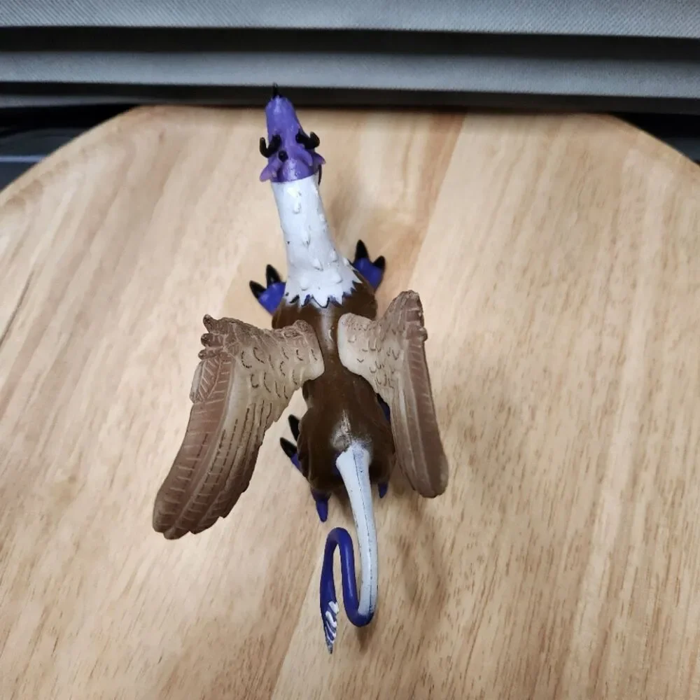 SDE Shantou Winged Dragon Figurine Purple Mouth Opens